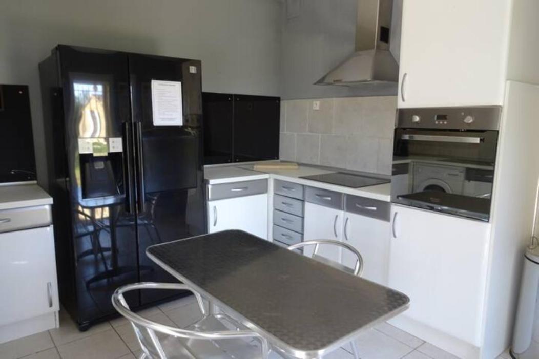 Les Templiers - Petit Bizerty 36 Pers Villa Saint-Gilles  Bagian luar foto